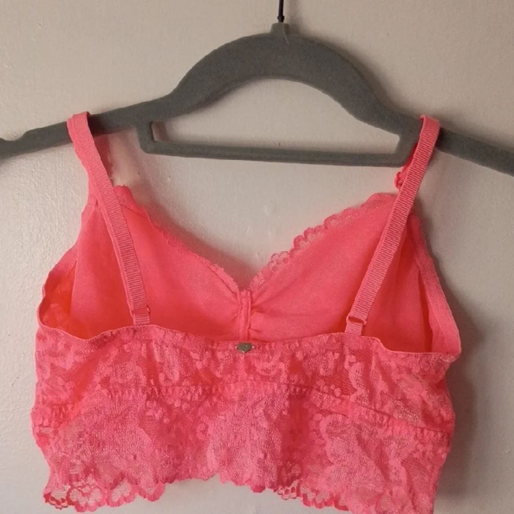 Victoria's Secret Lace Bralette in Coral Pink size medium - Picture 3 of 4